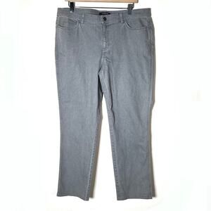 Lafayette 148 grace straight leg five pocket style jeans size 14 B106